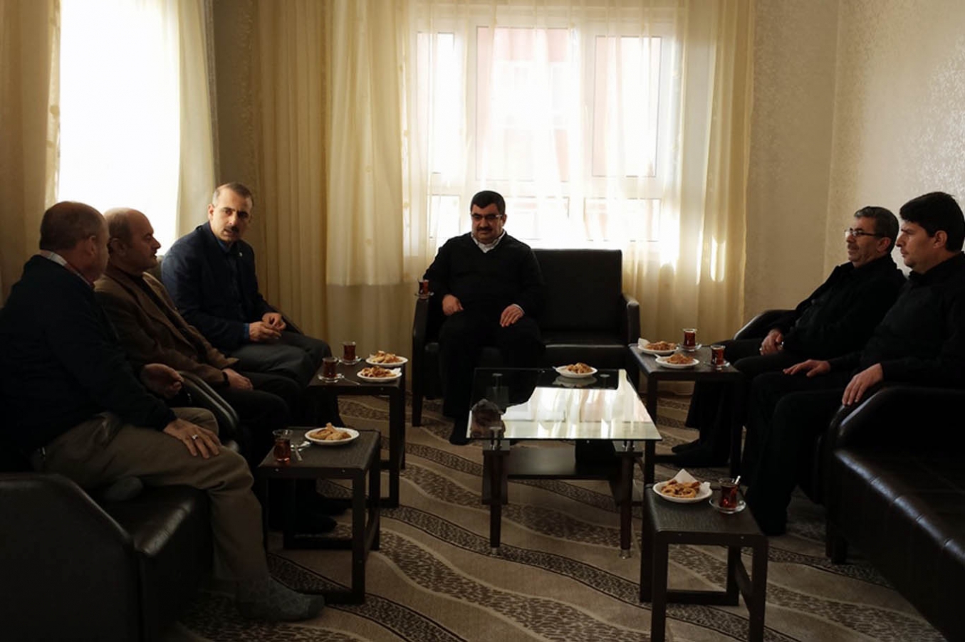 HÜDA PAR’dan Ensar Vakfına ziyaret HÜDA PAR’dan Ensar Vakfına ziyaret